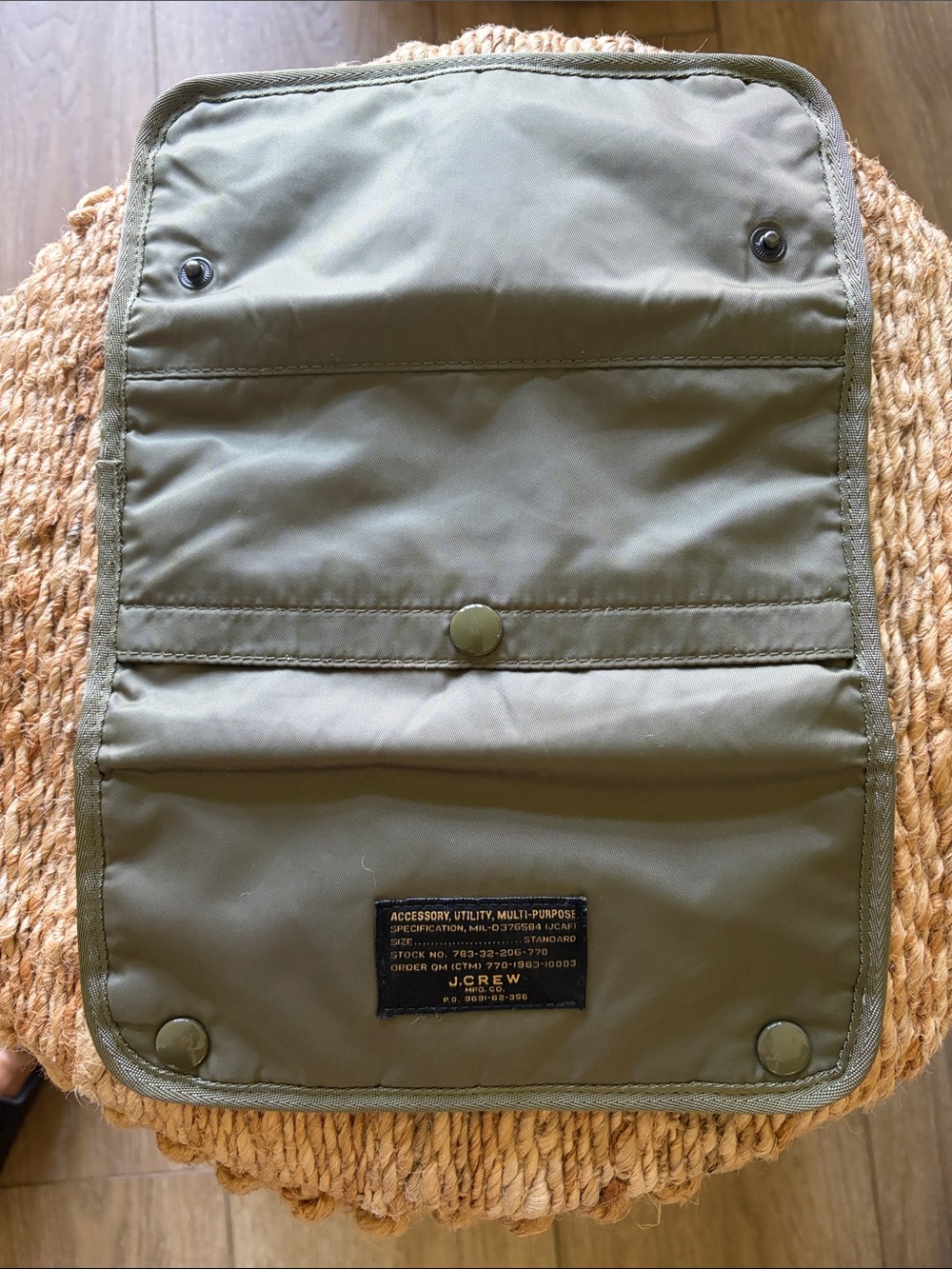 J Crew Wallet Passport Accessory Snap - Picture 5 of 16